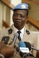 ONUCI : Le général Gnakoudé Béréna reçoit la médaille des Nations unies